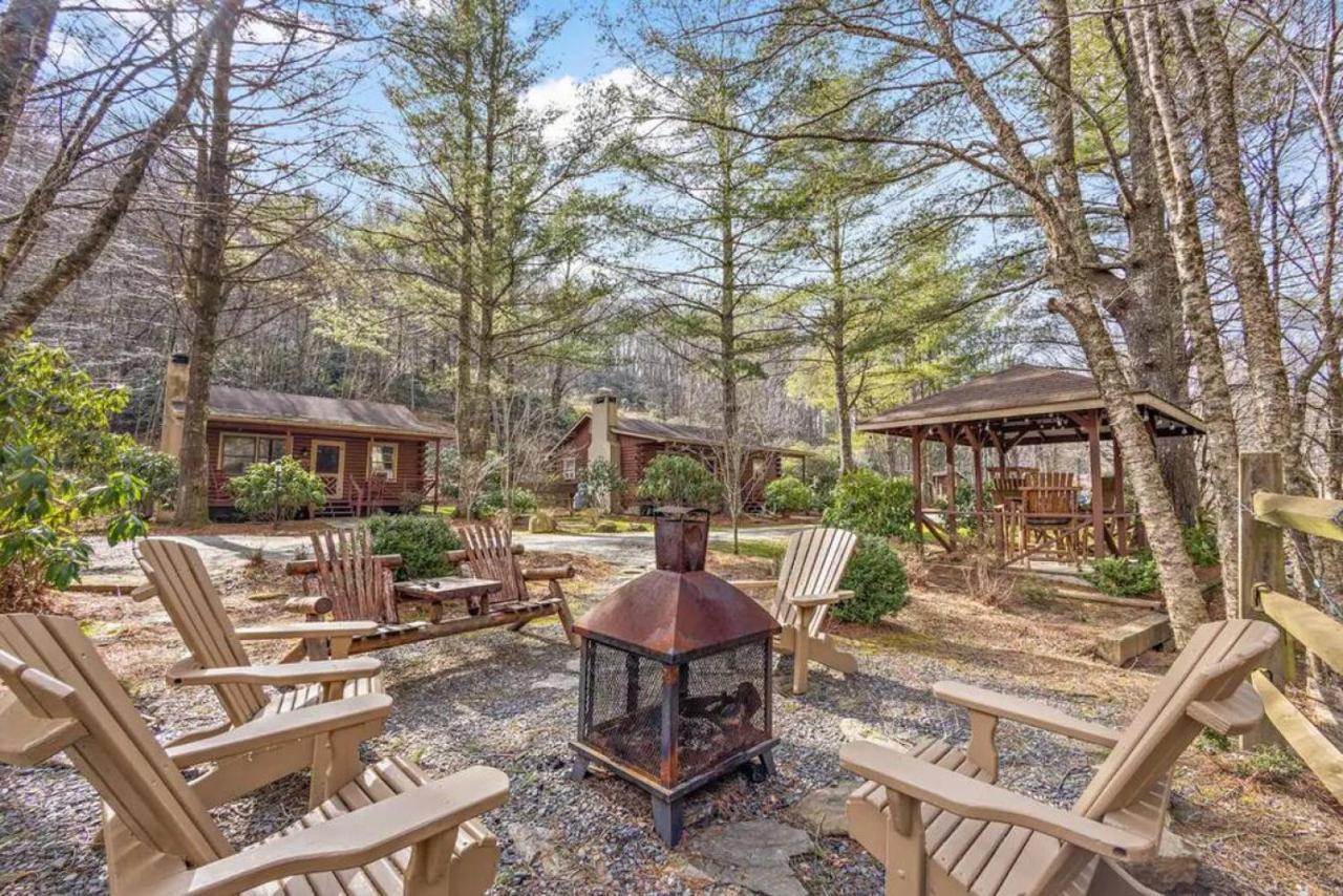 Classic Log Cabin With Fireplace On Quiet River Blowing Rock Exteriör bild